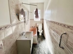 Bathroom- click for photo gallery